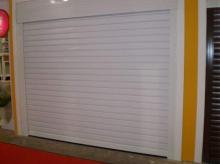 电动卷帘门 
