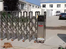 伸缩门安装案例